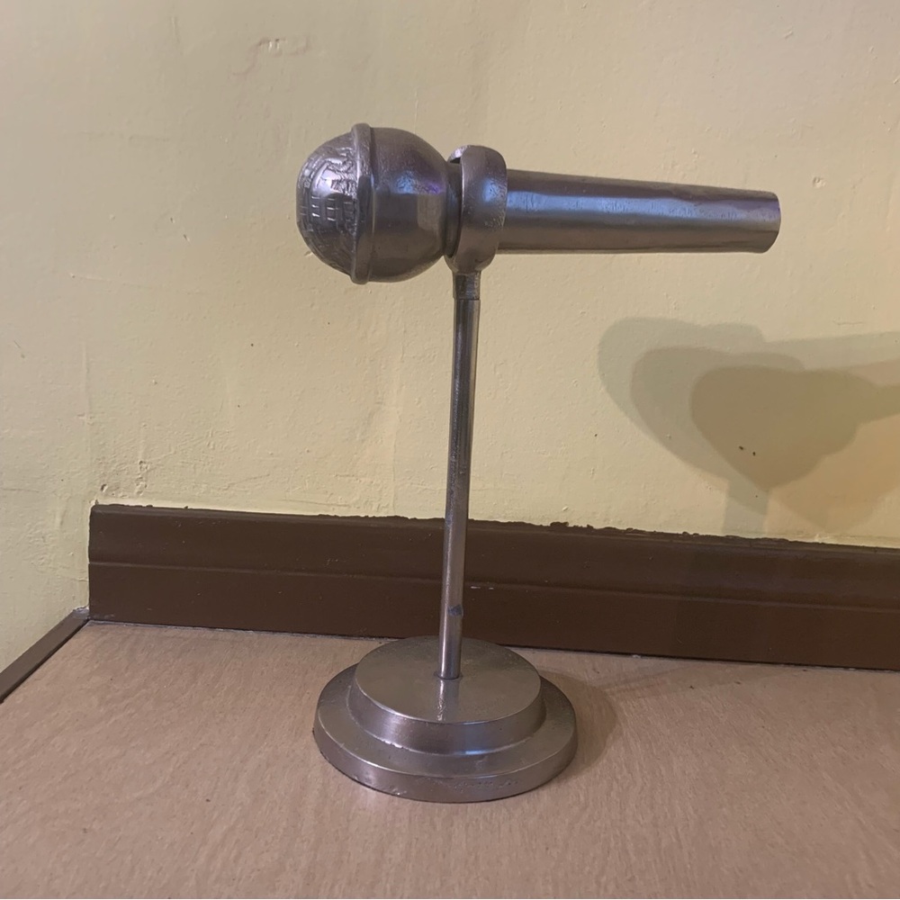 Vintage Pier 1 Aluminum Plated Microphone Statue Award Decor